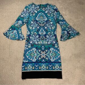 Blue Green White Bell Sleeves Jersey Knee Length Shift Dress, Fits Small 4-6